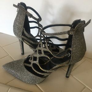 Fioni Sparkling Heels. Size 7.